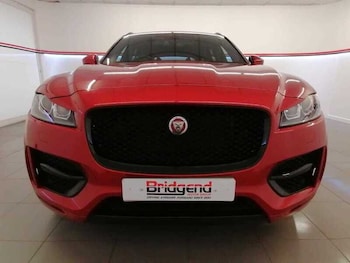 Used Jaguar F-Pace 2017 for sale - 77045326: Photo