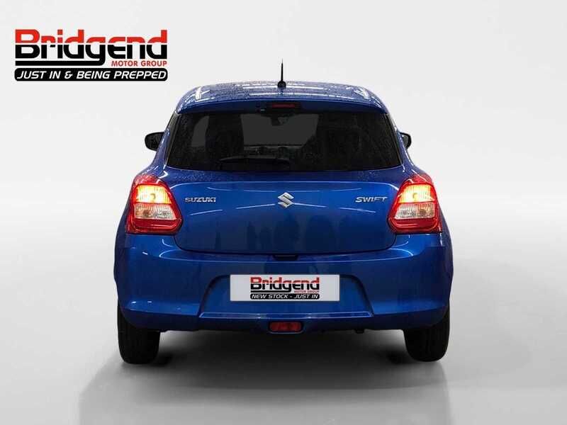 Used Suzuki Swift 2018 for sale - 77160093: Photo 2