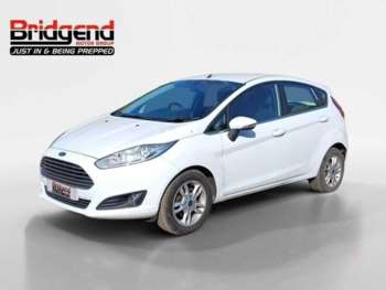 2017 (67) - 1.0 EcoBoost Zetec 5dr Powershift