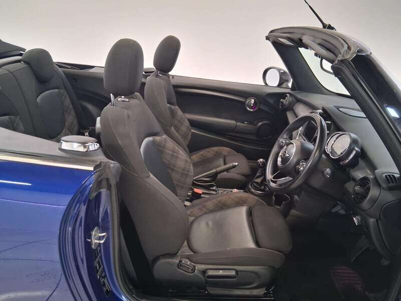 Used MINI Convertible 2018 for sale - 77044897: Photo 12