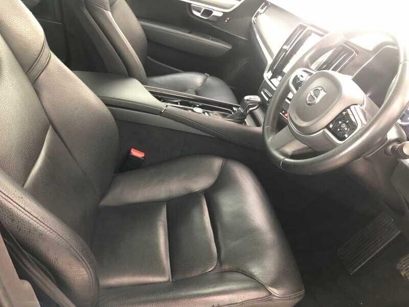 Used Volvo S90 2018 for sale - 76646015: Photo 3
