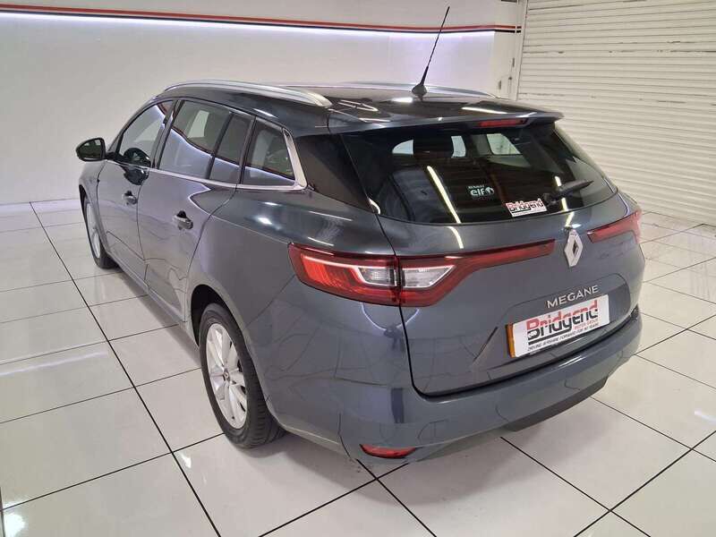 Used Renault Megane 2019 for sale - 77045196: Photo 4