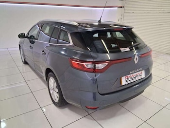 Used Renault Megane 2019 for sale - 77045196: Photo