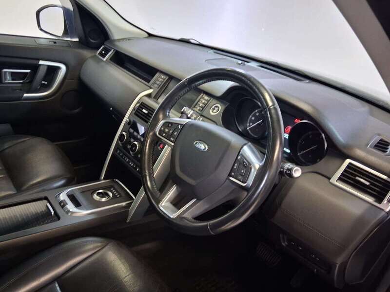 Used Land Rover Discovery Sport 2018 for sale - 77125853: Photo 12
