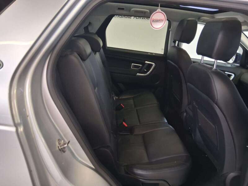 Used Land Rover Discovery Sport 2018 for sale - 77125853: Photo 14