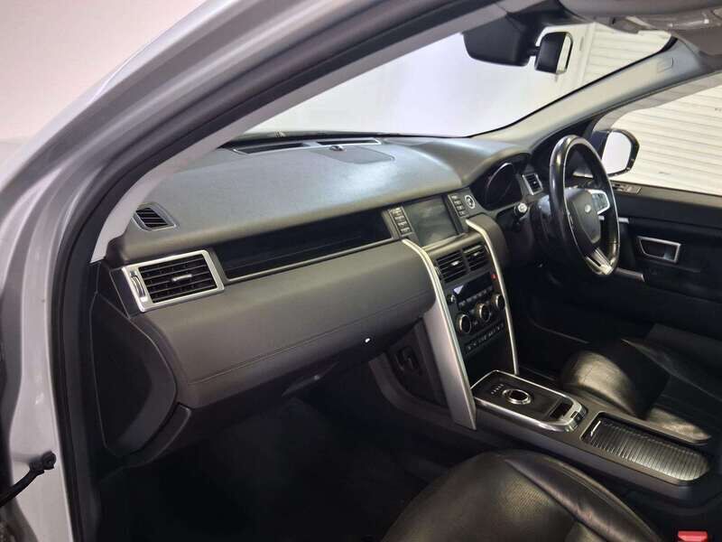 Used Land Rover Discovery Sport 2018 for sale - 77125853: Photo 16
