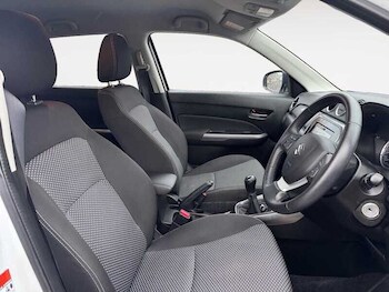 Used Suzuki Vitara 2019 for sale - 77247570: Photo