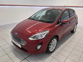 Used Ford Fiesta 2018 for sale - 76136616: Photo