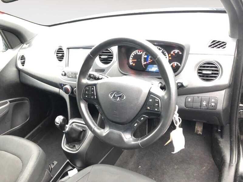 Used Hyundai i10 2019 for sale - 76422929: Photo 5