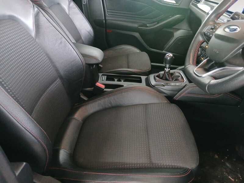 Used Ford Focus 2020 for sale - 77814575: Photo 3