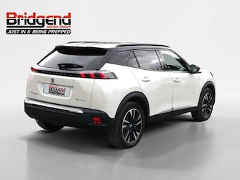 Used Peugeot 2008 2021 for sale - 76137357: Photo 3