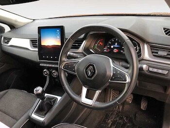 Used Renault Captur 2020 for sale - 77044916: Photo