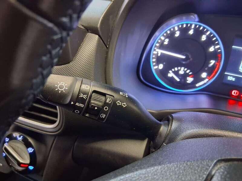 Used Hyundai KONA 2018 for sale - 76336123: Photo 20