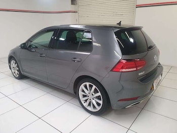 Used Volkswagen Golf 2019 for sale - 79309631: Photo