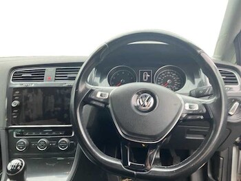 Used Volkswagen Golf 2020 for sale - 78097274: Photo