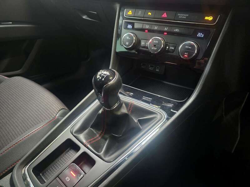 Used SEAT Leon 2019 for sale - 77814347: Photo 19