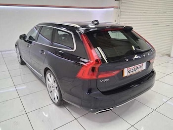 Used Volvo V90 2018 for sale - 77044940: Photo