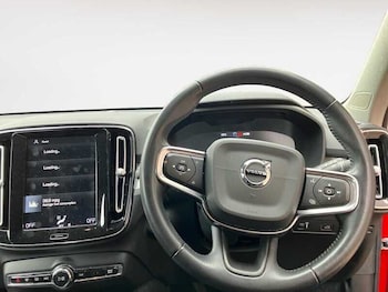 Used Volvo XC40 2020 for sale - 78767112: Photo
