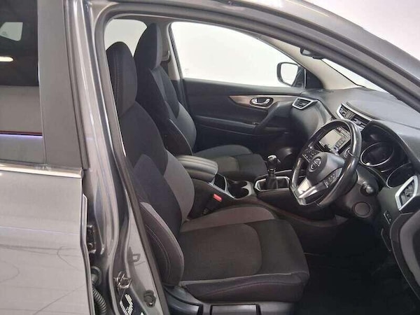 Used Nissan Qashqai 2018 for sale - 76136888: Photo 17