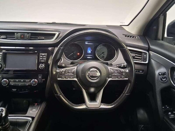 Used Nissan Qashqai 2018 for sale - 76136888: Photo 18