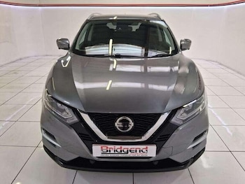 Used Nissan Qashqai 2018 for sale - 76136888: Photo 2