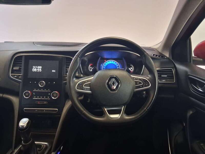 Used Renault Megane 2019 for sale - 77813919: Photo 9