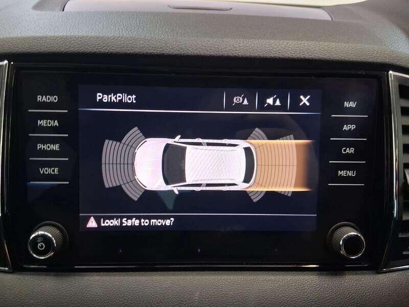 Used Skoda Karoq 2018 for sale - 76997776: Photo 18