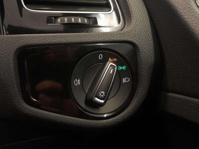 Used Volkswagen Golf 2019 for sale - 77490941: Photo 18