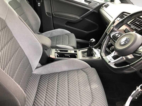 Used Volkswagen Golf 2019 for sale - 76227303: Photo 4