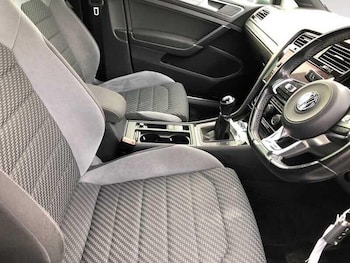 Used Volkswagen Golf 2019 for sale - 76227303: Photo 4