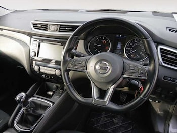 Used Nissan Qashqai 2019 for sale - 77447713: Photo