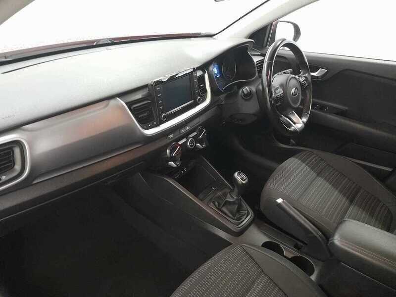 Used Kia Stonic 2018 for sale - 76498456: Photo 12