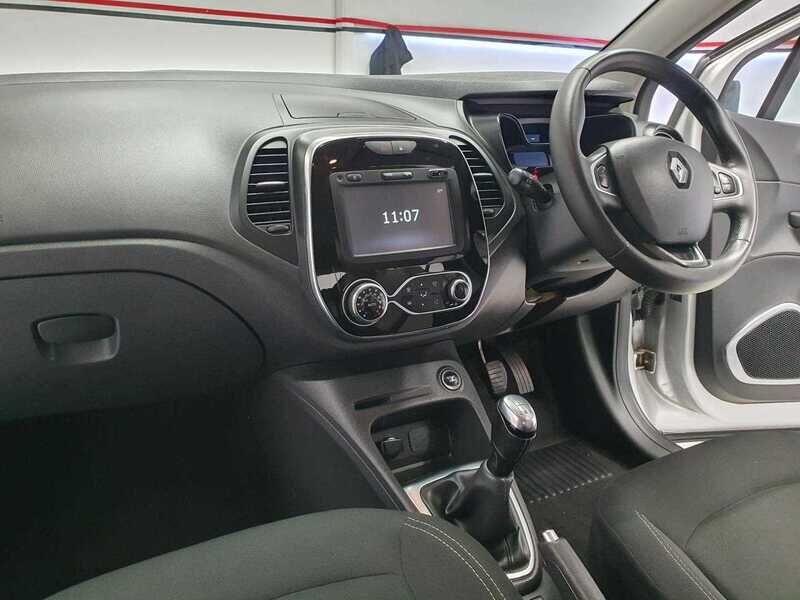 Used Renault Captur 2018 for sale - 76137703: Photo 24