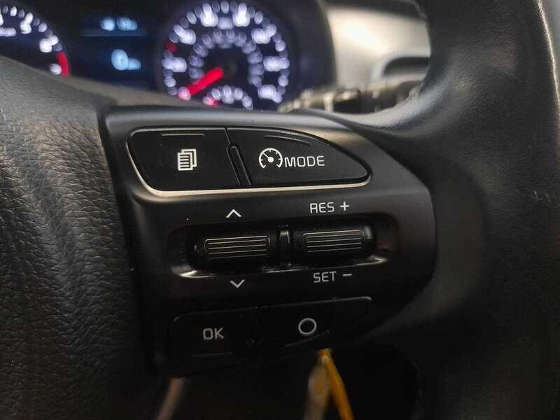 Used Kia Stonic 2019 for sale - 76136476: Photo 18