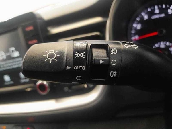 Used Kia Stonic 2019 for sale - 76136476: Photo 19