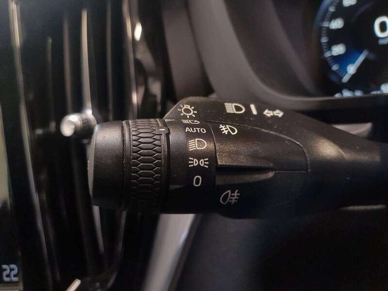 Used Volvo XC60 2021 for sale - 77814118: Photo 21