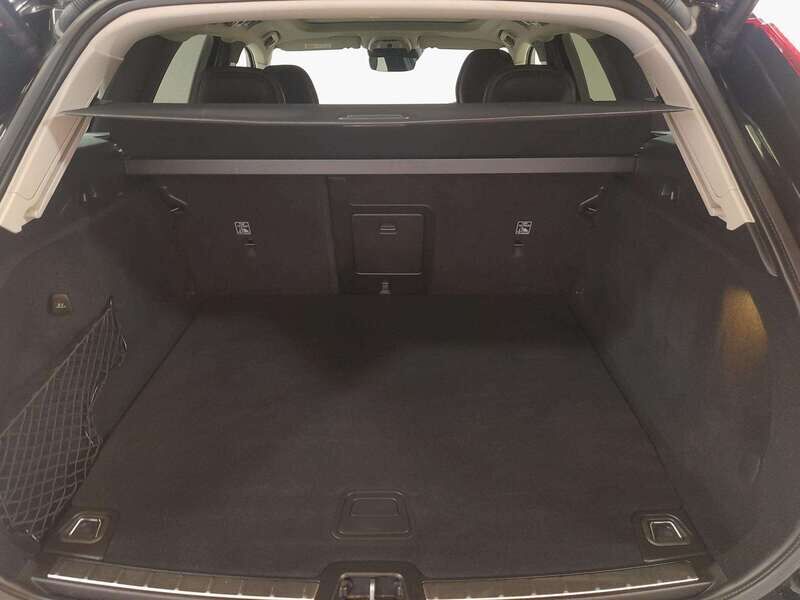 Used Volvo XC60 2021 for sale - 77814118: Photo 7