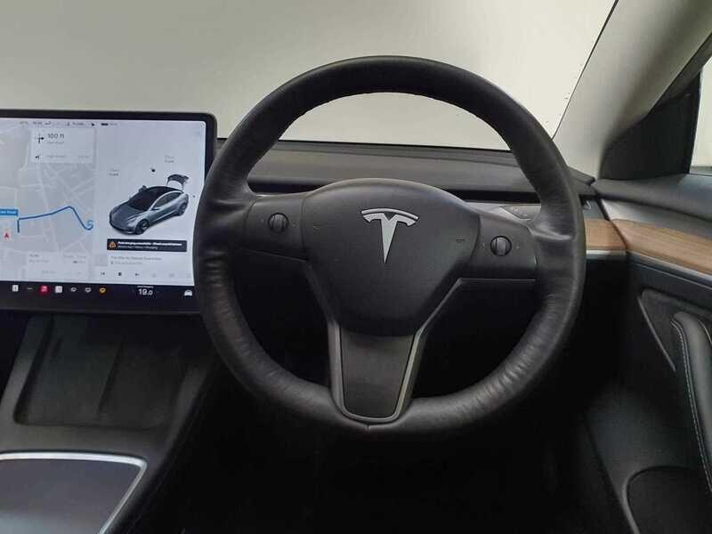Used Tesla Model 3 2021 for sale - 76138533: Photo 10