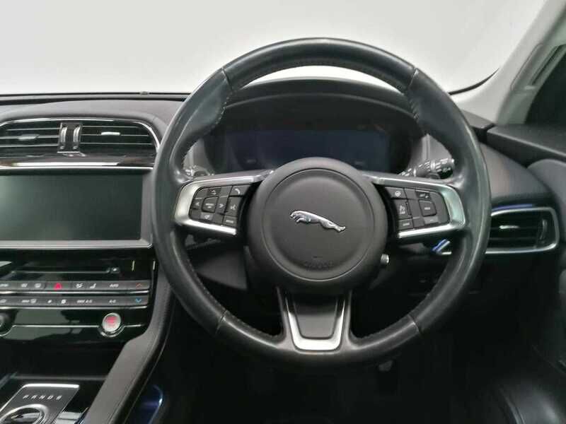 Used Jaguar F-Pace 2017 for sale - 77045161: Photo 10