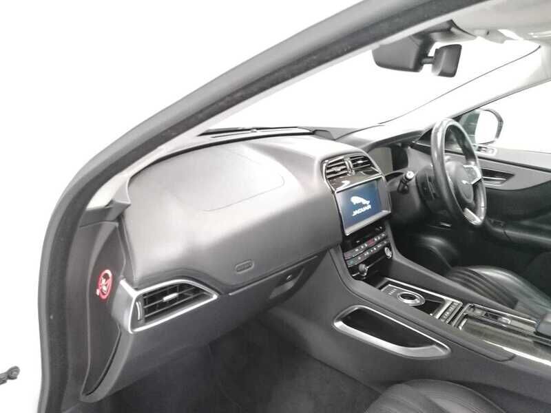 Used Jaguar F-Pace 2017 for sale - 77045161: Photo 14
