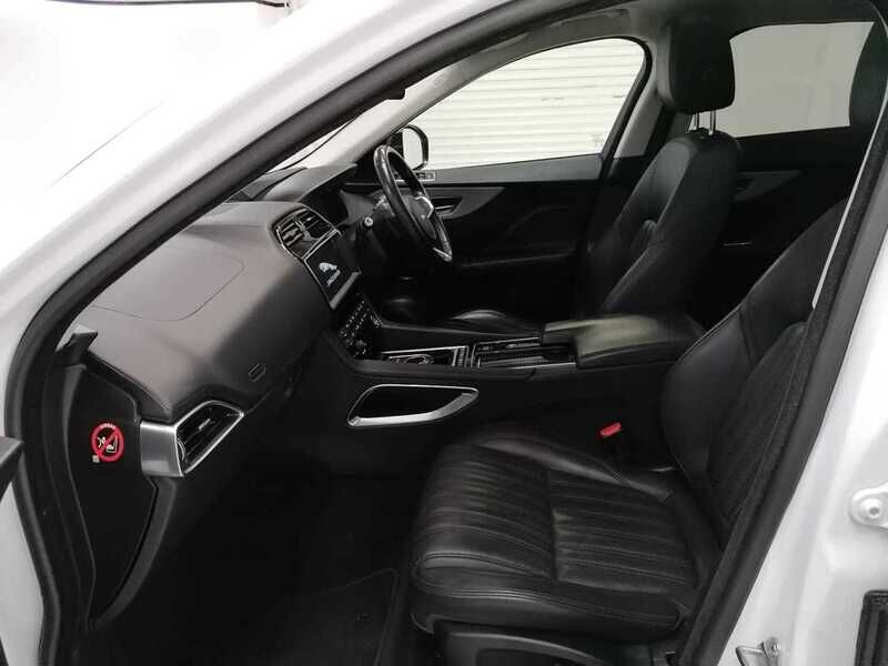Used Jaguar F-Pace 2017 for sale - 77045161: Photo 15