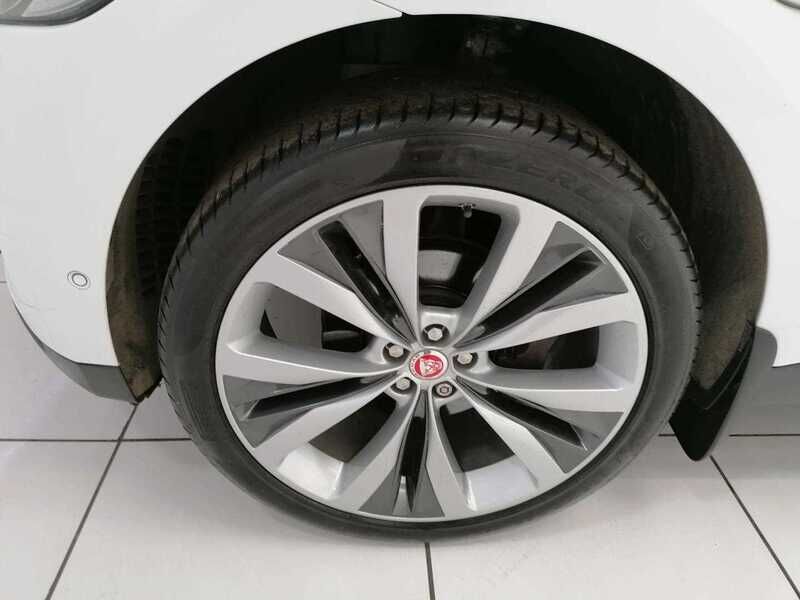 Used Jaguar F-Pace 2017 for sale - 77045161: Photo 7