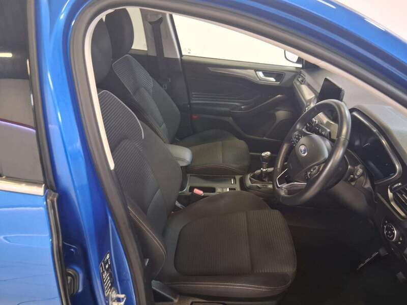 Used Ford Focus 2020 for sale - 77045301: Photo 11