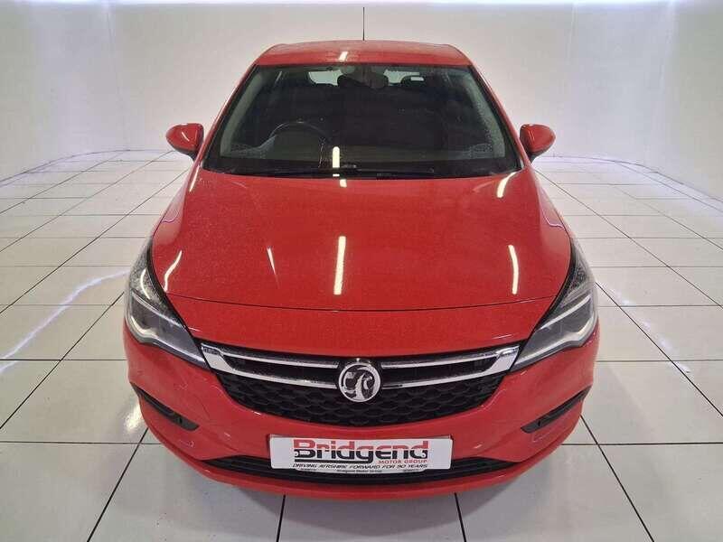 Used Vauxhall Astra 2018 for sale - 76952562: Photo 2