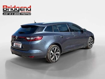 Used Renault Megane 2019 for sale - 78391271: Photo