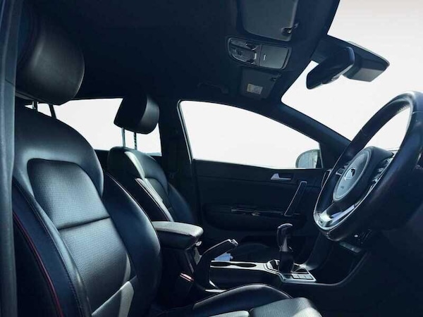 Used Kia Sportage 2018 for sale - 76137750: Photo 4