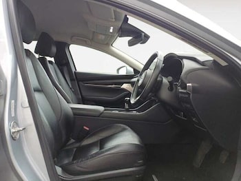 Used Mazda Mazda3 2020 for sale - 79559454: Photo