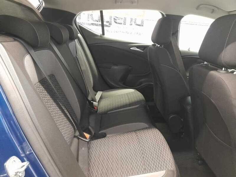 Used Vauxhall Astra 2021 for sale - 76952559: Photo 11