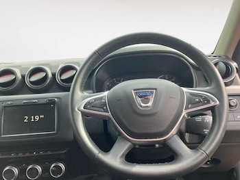 Used Dacia Duster 2019 for sale - 78165035: Photo