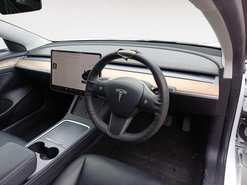 Used Tesla Model 3 2021 for sale - 76135886: Photo 5